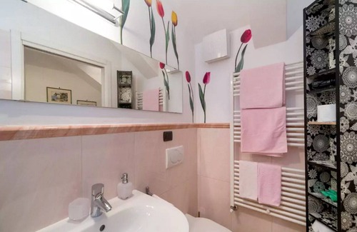 Santa Margherita Ligure Apartment | La Luna sui Tetti/central and panoramic apartment