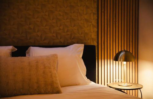 Vaugueux Apartment | La Môme — Parking, quartier historique & animé