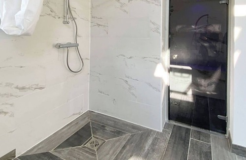 Saint-Christophe-la-Grotte House | La Maison De Dina