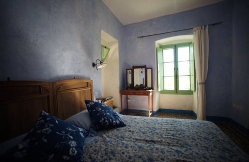 Villaggio delle Mimose House | La Madeleine - The House beyond time