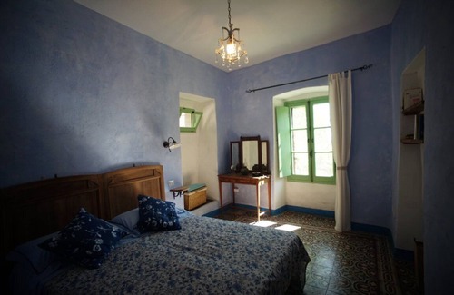 Villaggio delle Mimose House | La Madeleine - The House beyond time