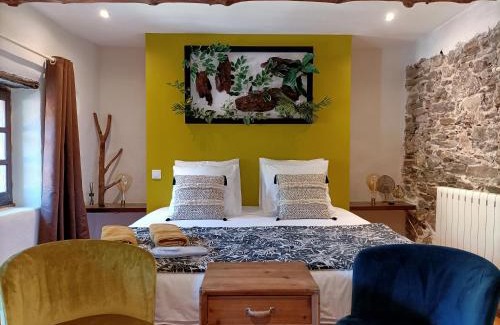 Saint-Andre-de-Majencoules Bed & Breakfast | La Magnanerie de Camias