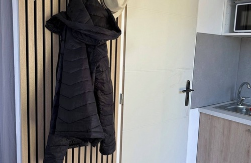 Saint-Vincent-de-Mercuze Apartment | La Maisonnette and its garden in Chartreuse