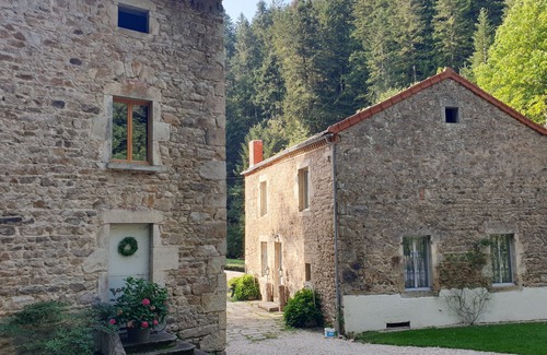 Egliseneuve-des-Liards House | La Maison du Meunier. S'entourer de nature🌲