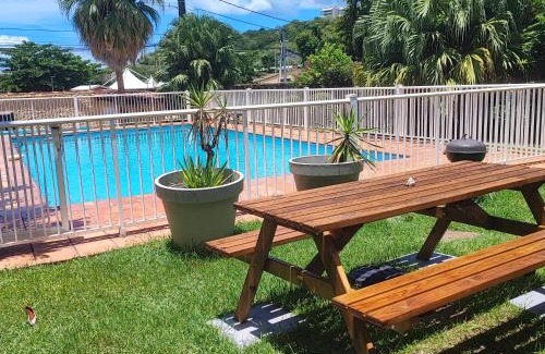 Schoelcher Apartment | La maison bleue 20 rue Aubin Edmond