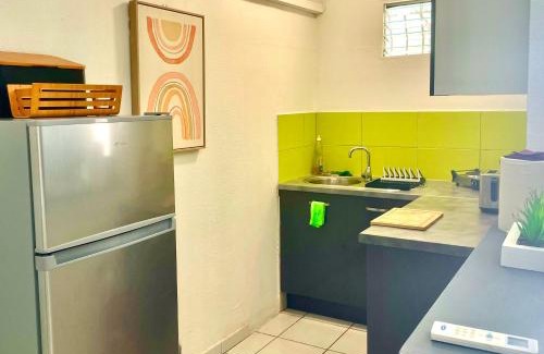 Schoelcher Apartment | La maison bleue 20 rue Aubin Edmond