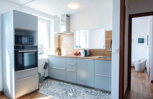 Crozon House | La Maison Bleue | Beautiful sea and garden view