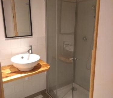 La Cabanasse House | La Maison Bleue