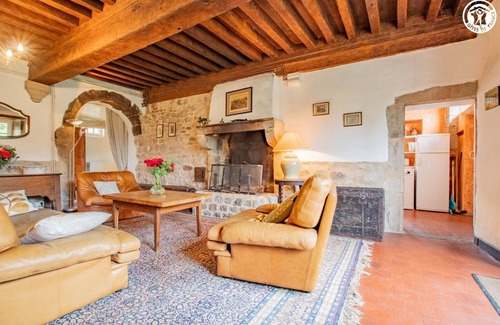 Martigny-le-Comte House | La Maison Charolaise