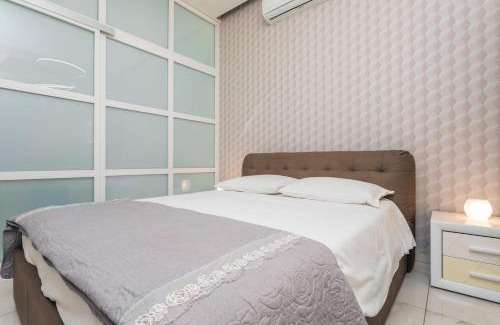 Old Town Apartment | La Maison Chic 1 - Catania