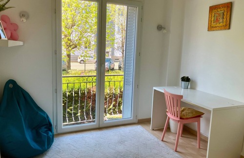 Les Champs Manceaux House | La Maison Coquelicot - Havre de paix à Rennes