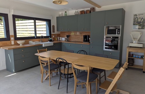 La Poterie-Cap-d'Antifer House | La Maison d'Anita at Le Tilleul, 4 km from Etretat, ideal for families or friends.