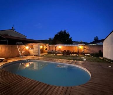 Crest Villa | La maison de Claude avec terrasse et piscine