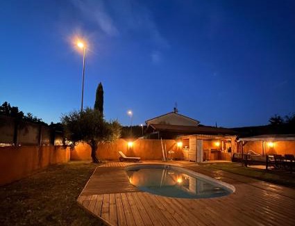 Crest Villa | La maison de Claude avec terrasse et piscine