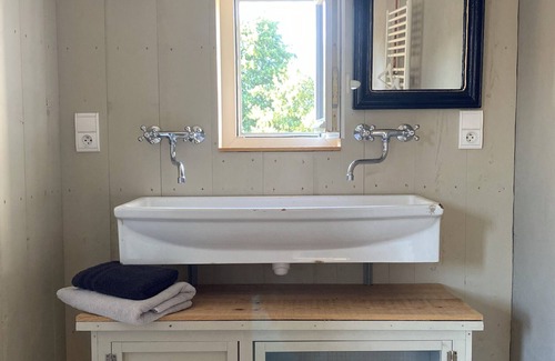 Cholet Cottage | La Maison de Coutil, at the Gîtes de l'Etang des noues, swimming pool, countryside, horses