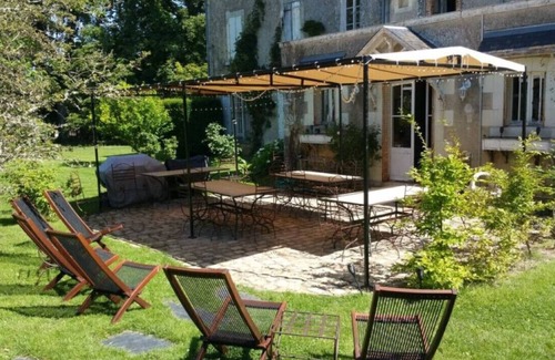 Bagneux Villa | La Maison de Philippine-Gite 22 pers-piscine-parc