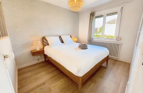 Ranville House | La Maison de Ranville - Entre Caen & la Mer avec jardin et parking gratuit