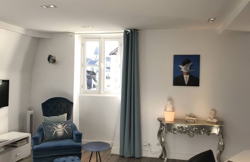 Amboise Apartment | La Maison des Cochers - 2nd floor Apartment.