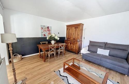 Choisy-au-Bac Apartment | La Maison des Fées - 6 pers - 12 min de Compiègne