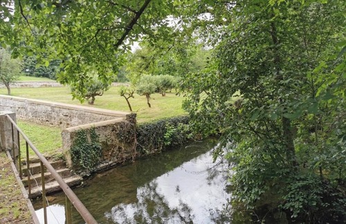 Sciecq House | La Maison Des Mariés