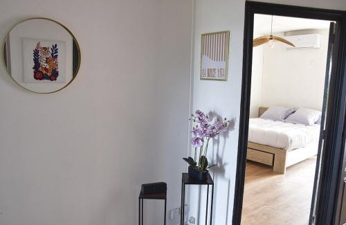 Charnay-les-Macon House | La Maison des Vignes à 5 minutes de l A6 & Macon