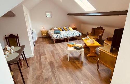 Hastiere Bed & Breakfast | La maison dorée