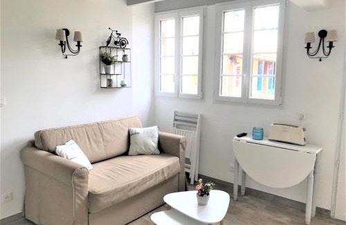 Rochefort House | LA MAISON DU BONHEUR