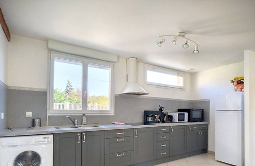 Santeny House | La Maison Du Bonheur