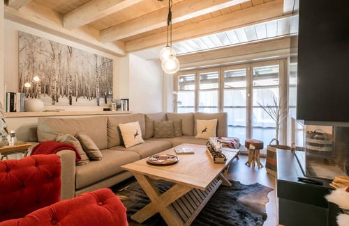 Casarilh House | La Maison du Loup Exquisite house in the style of mountain and white wood in the beautiful village of Casarilh