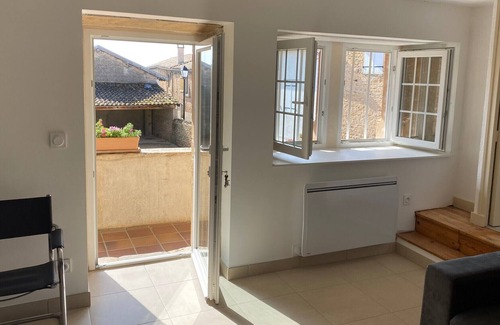 Chaintre House | La Maison du Puy in Chaintré for 4 people