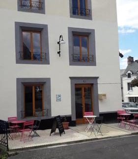 Jassat Apartment | La Maison en Cézallier - London Eyes