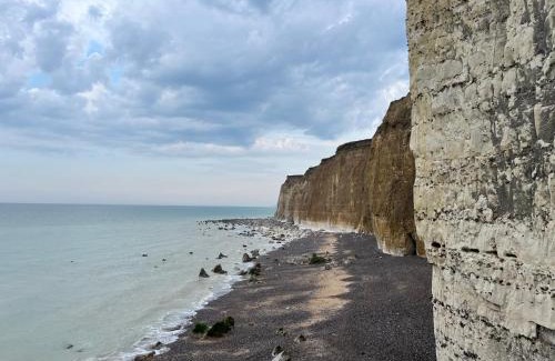 Sotteville-sur-Mer Apartment | La maison l escalier des falaises