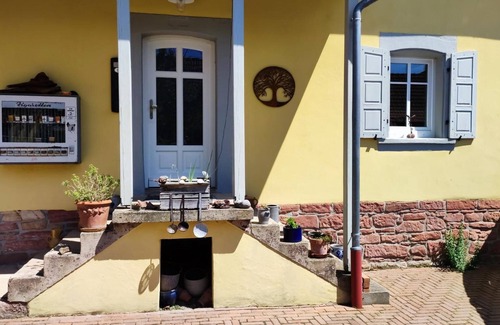 Kapsweyer Apartment | ‘La Maison Palatinate’ holiday flat with charm, Southern Wine Route