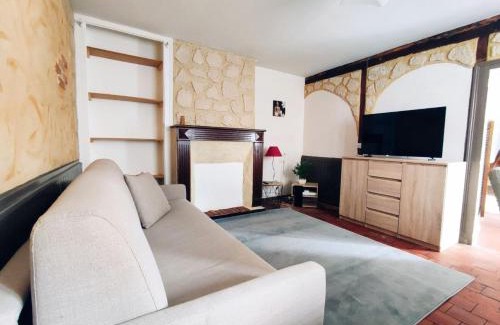 Neuvy-Saint-Sepulchre House | LA MAISONNETTE