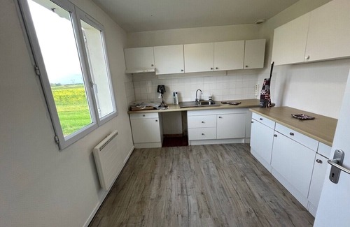 Crisenoy House | La Maisonnette 50 km au sud de Paris Proche Vaux le Vicomte et Blandy-les-tours