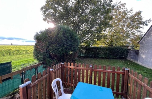 Crisenoy House | La Maisonnette 50 km au sud de Paris Proche Vaux le Vicomte et Blandy-les-tours