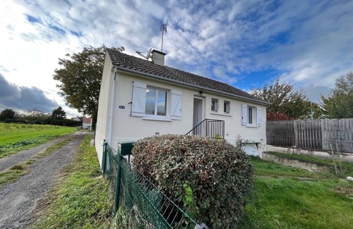 Crisenoy House | La Maisonnette 50 km au sud de Paris Proche Vaux le Vicomte et Blandy-les-tours