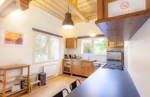 Aix-les-Bains Villa | La Maisonnette-Aix | House with Garden in Aix-les-Bains