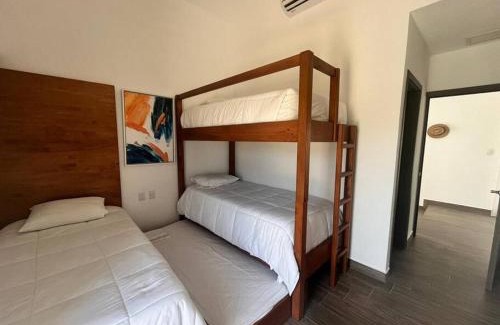 Monterrico House | La Mar Monterrico