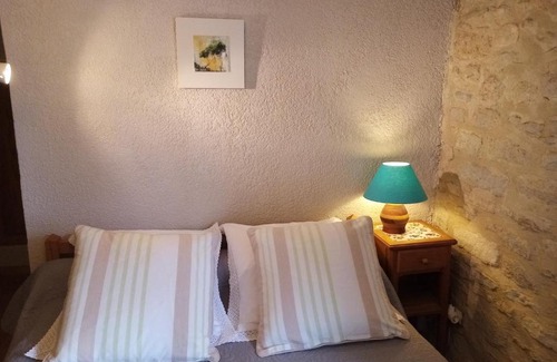 Etoile-sur-Rhone Bed & Breakfast | La Mare Chambres d'Hôtes Chaix accueil