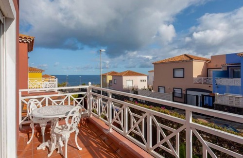 Bajamar House | La Marea by Interhome