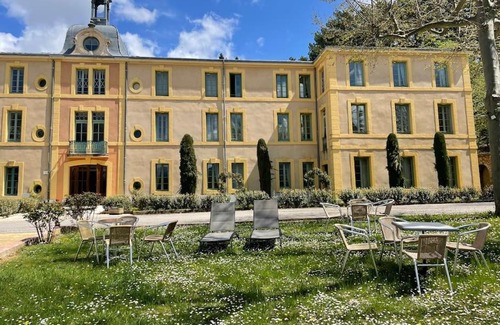 Montbrun-les-Bains Apartment | La Mascotte des thermes de Montbrun les bains