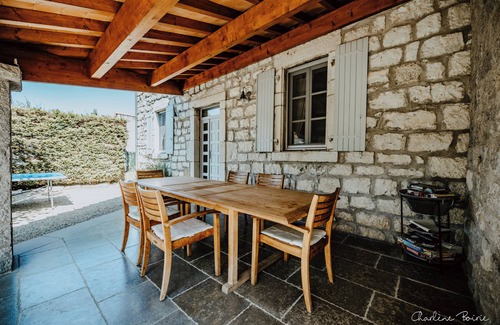 Ruoms House | La Mathilde – Piscine – Wifi – Famille