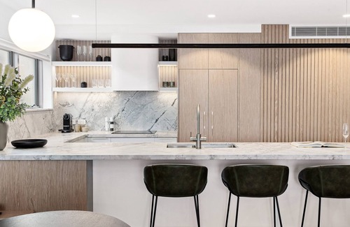 Noosa Heads Apartment | La Mer: Stunning Beachfront Designer Dream