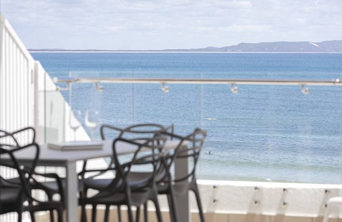Noosa Heads Apartment | La Mer: Stunning Beachfront Designer Dream
