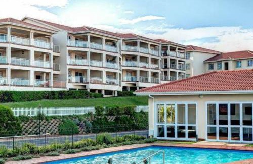 Illovo Beach Apartment | La Mer Stunning Beachfront Apartment