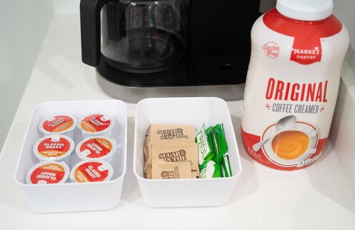 San Carlos Apartment | La Mesa 5BR | Pickleball Court + Hot Tub