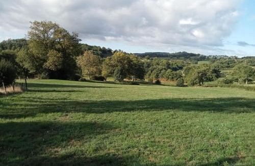Buxieres-sous-Montaigut House | La Mez a Nine chambres d'hôtes