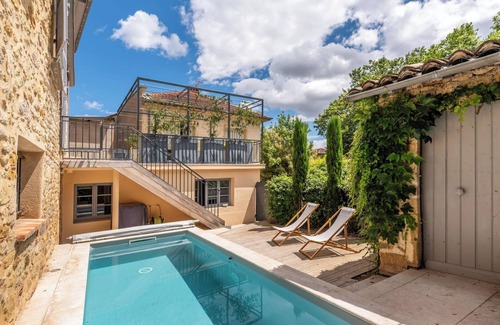 Saint-Didier-au-Mont-d'Or Villa | La Mignonne - Village house with swimming pool