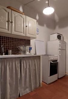 Riez House | La miellerie de Léone